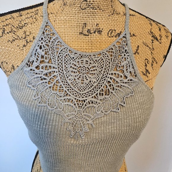 Mudd Halter Top Size Medium - Picture 2 of 6